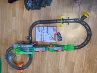 thomas and friends trackmaster deluxe dino escape set